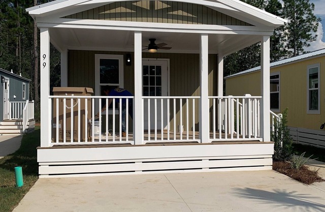 Short drive to the beautiful 30-A beaches!nCozy Riverwalk Landing Cottage 3-C