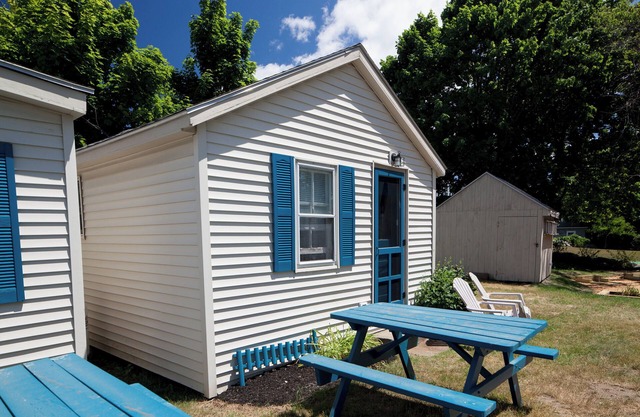 Short walk to Short Sands & Long Sands Beaches! Affordable vacation in York! #7