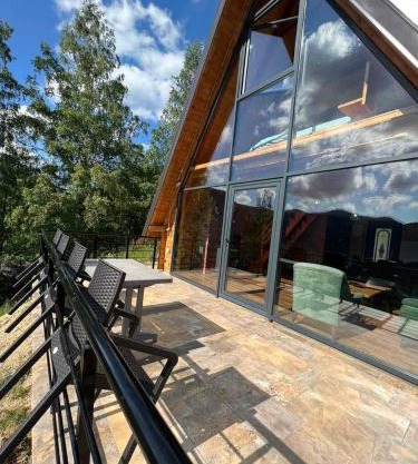 Shpella e madhe - Premium Villa inside Jakucci