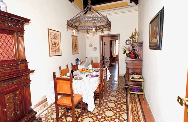 SIENA MEDIEVALE - Three Bedroom Apartment, Sleeps 6