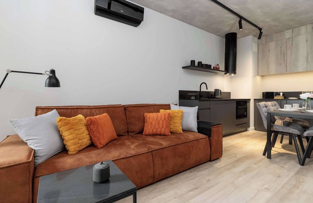 Sienna Grobla 8A | Stylish Apartment | Balcony