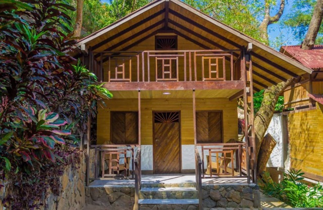 SIERRA LEMON CHAVOLITA CABIN