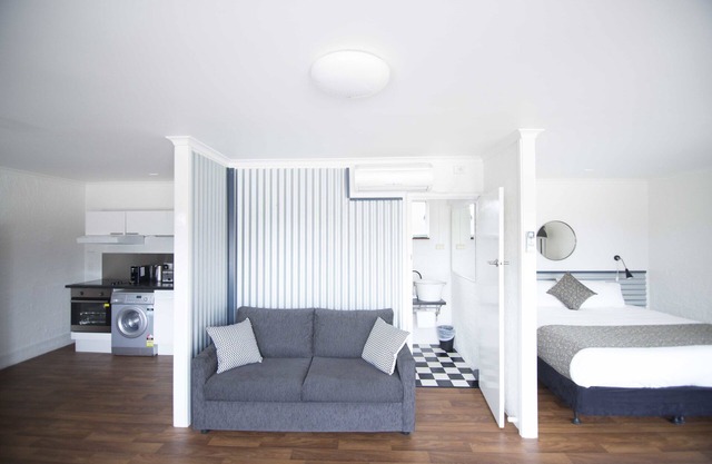 Siesta Central Apartments
