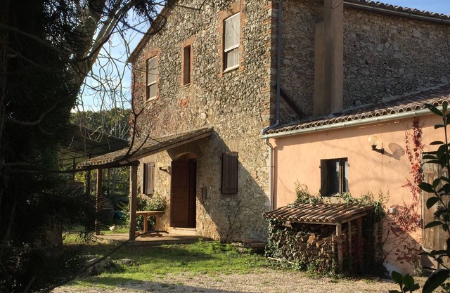 Silence and relaxation for families and couples in the countryside of Umbria