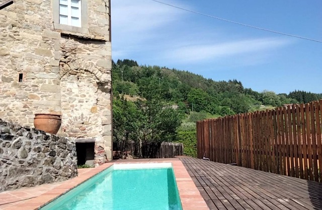 Sillicagnana Castle Villa with Swimming Pool!