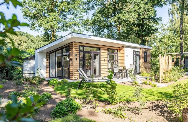 ✓ Silva at Bospark Ede ✓ Holiday home for 4 people ✓ Located in Ede (Gelderland) ✓ Holiday resort in the Veluwe region ✓ Book directly at the resort