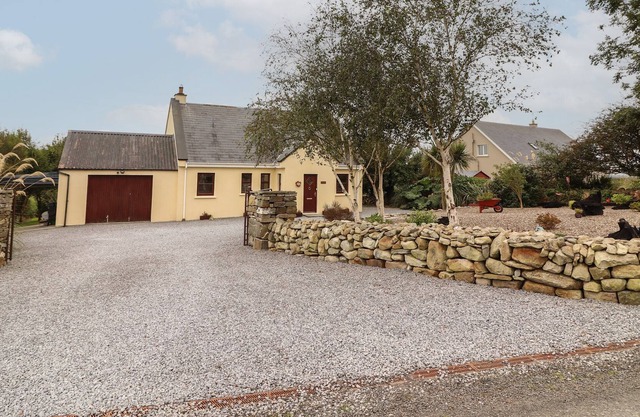 SILVER BIRCH, family friendly in Cooraclare, County Clare