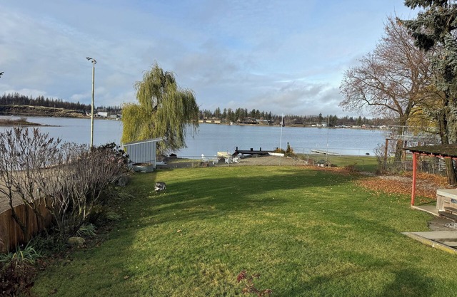 Silver Lake waterfront that is quiet and serene, no extra fees