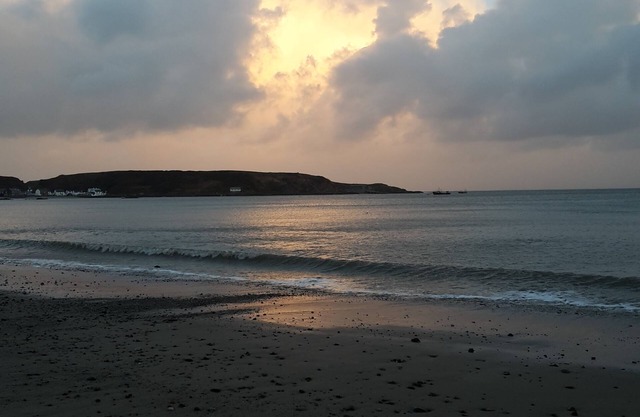 SILVER SANDS; MORFA NEFYN; LLYN PENINSULA; NORTH WALES