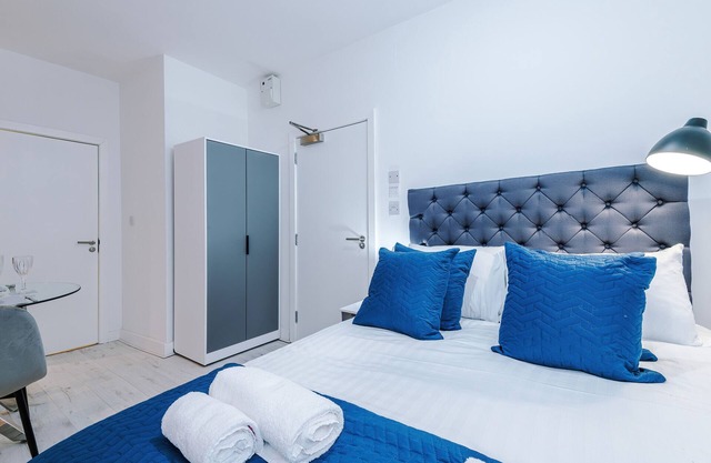 Silver Street | Double Studio Apartments
