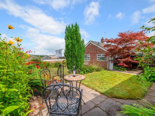 Silverdale Secret Gem with Private Garden Pass the Keys