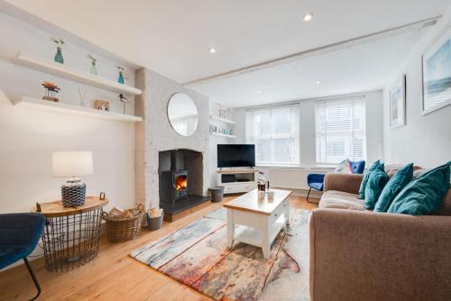 Silvergate Cottage