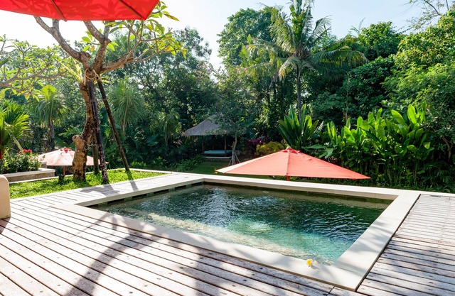 Silversand Villa: Laid Back Luxury Private Villa At Kedungu Beach