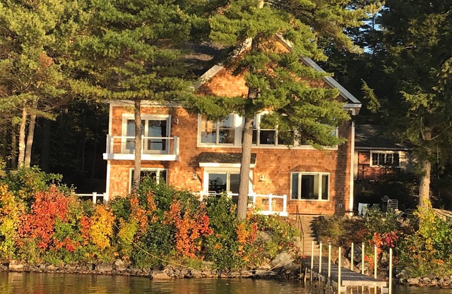 Simonson Lakeside on Highland Lake