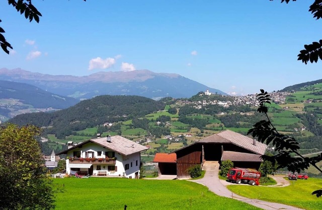 Simple accommodation in a quiet location in the middle of nature