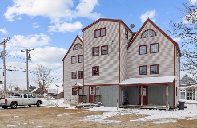 Simple And Cozy Apartment Just Mins To Loon Mountain And Waterville Valley 1 Bedroom Condo by Redawning