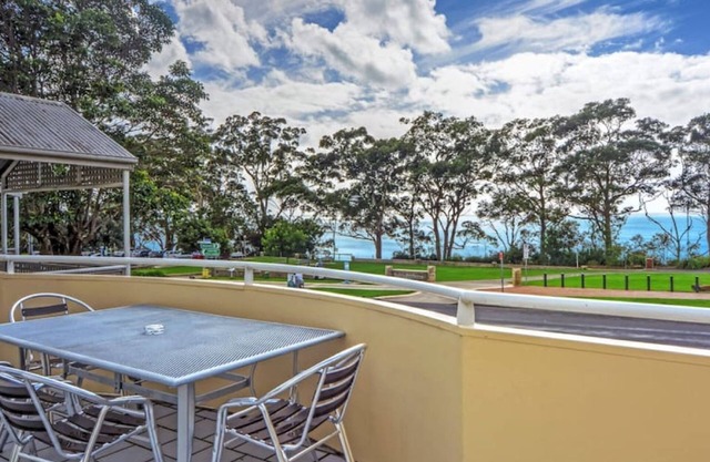 Simply The Best, Couple Getaway in Huskisson