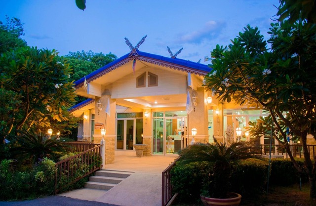 Sinatara Resort