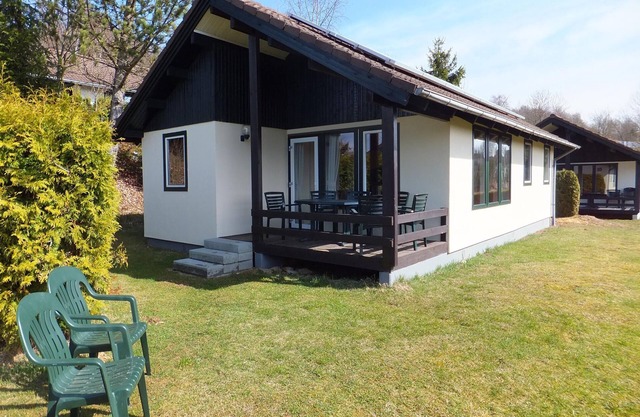 Single-Level Bungalow by Reservoir