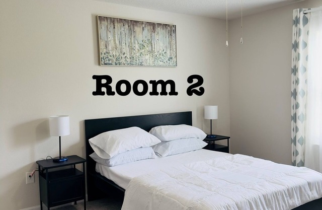 Single Room in Brandon in a spacious townhome