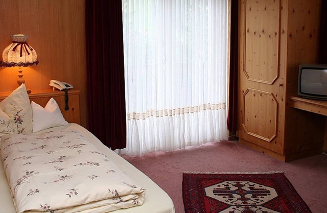Single room No. 5, shower, toilet - Haus Widdersteinblick