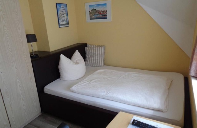 Single room, shower, toilet - Bastan - house Katharina