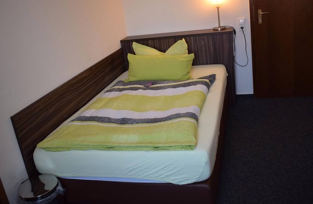 Single Room Shower / WC - Hotel-Restaurant Zum Stern