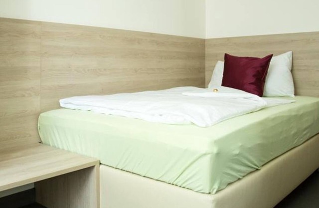 Single room with shower & toilet - B u. B Villaverde