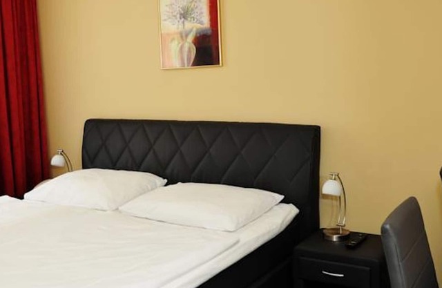 Single room with shower, toilet - Ganslhof, hotel