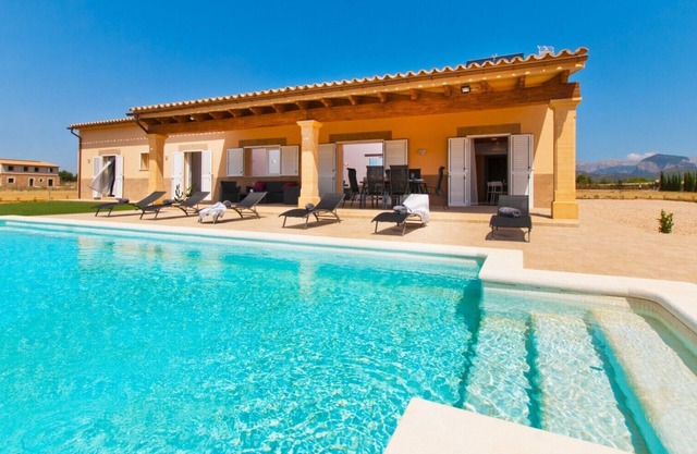 SION Finca for 6 with pool in Binissalem