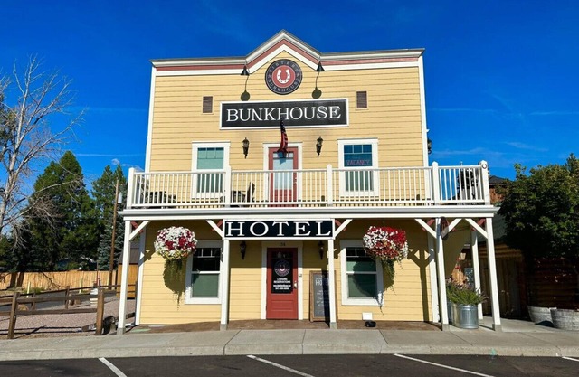 Sisters Bunkhouse - #3 of 4 rooms
