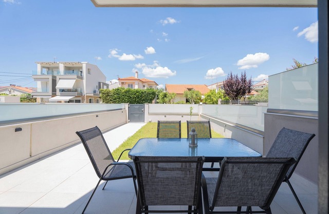 SithoniaRS Avina Luxury Maisonette