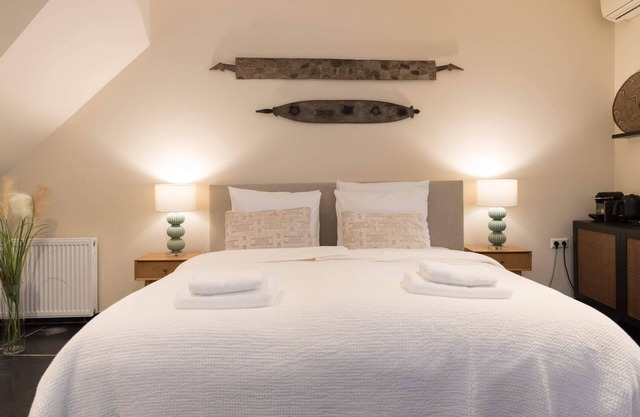 Six Boutique Hotel - Room with Bathtub and Sauna