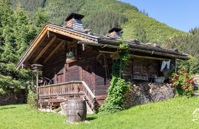 Ski and mountain hut for max. 5 people between Kitzbühel and Zillertal.
