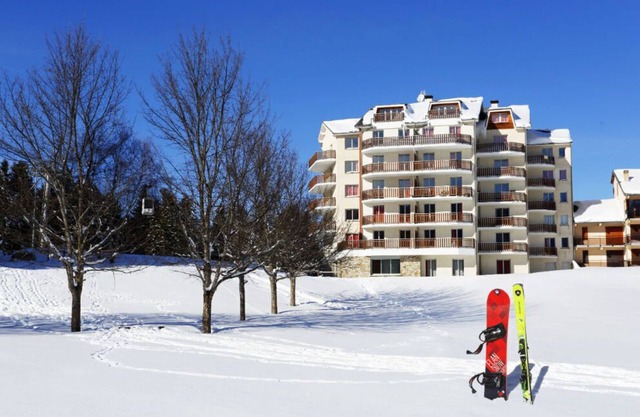 Ski aux pieds | Charmant studio à Bonascre | Sauna