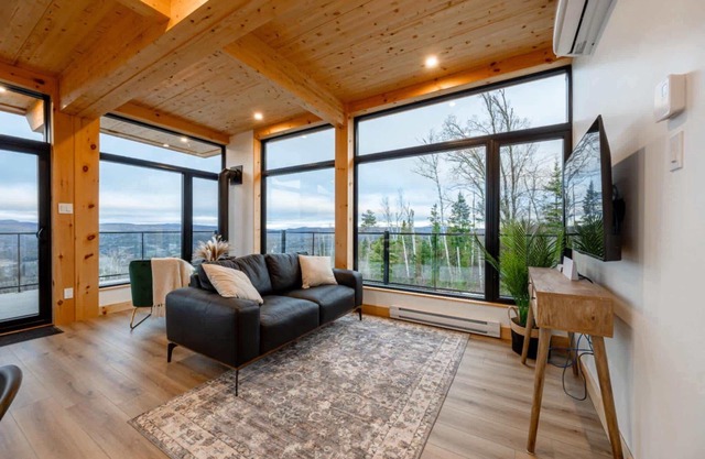 Ski Chalet with Sauna - Mountain - L'Elegant