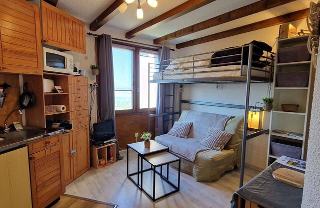 Ski-In/Ski-Out Studio for 2-3 in Saint-Michel-de-Chaillol