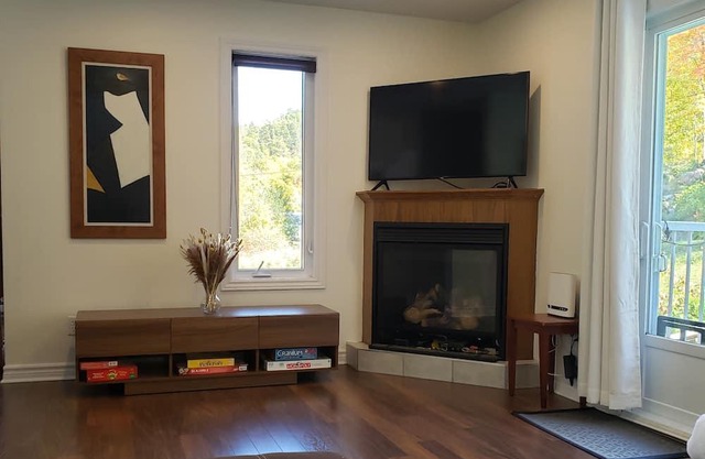 Ski in/Out Condo on Mont Ste Marie