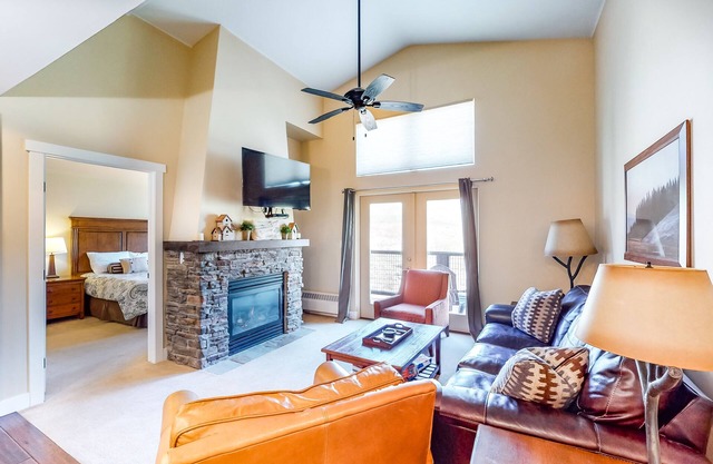 Ski-in/out condo w/slope side view w/hot tub and pool access - steps to lifts