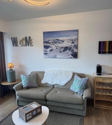 Ski in out G2 Alps studio by Jolidi