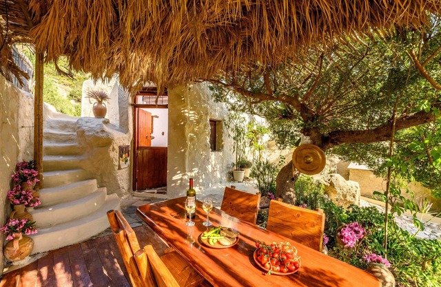 "Skinos" 300 years old cottage "Natura cottages"