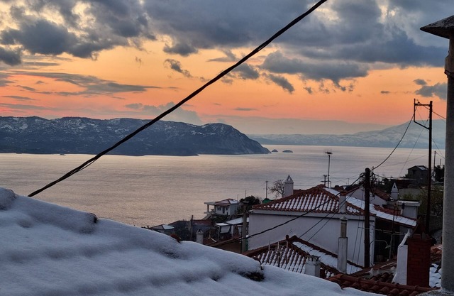 Skopelos- Iris - Your Traditional Home