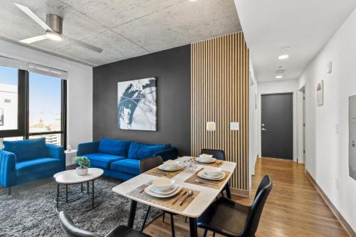 Sky High Comfort Your Urban Escape Awaits