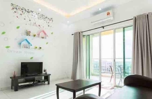 Sky Holiday home, near Spice Penang