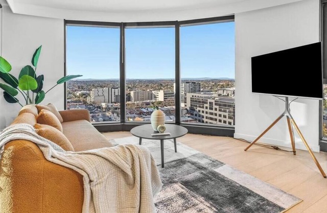 Sky One - Boxhill Stylish 3BR Apt with Amzing view