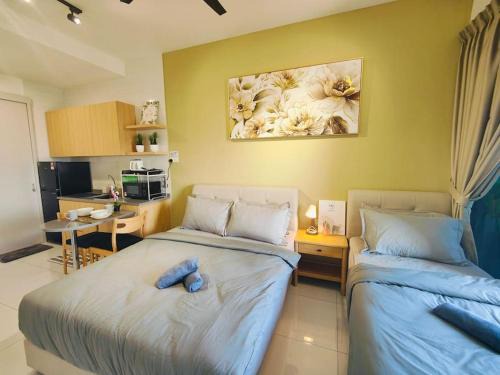 Sky Trees 15-06 3pax, Bukit Indah, Aeon, Legoland, Netflix