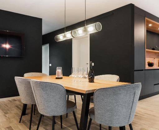 Skylark - Stockholm Penthouse with Jacuzzi, Movie Theater & Panoramic View