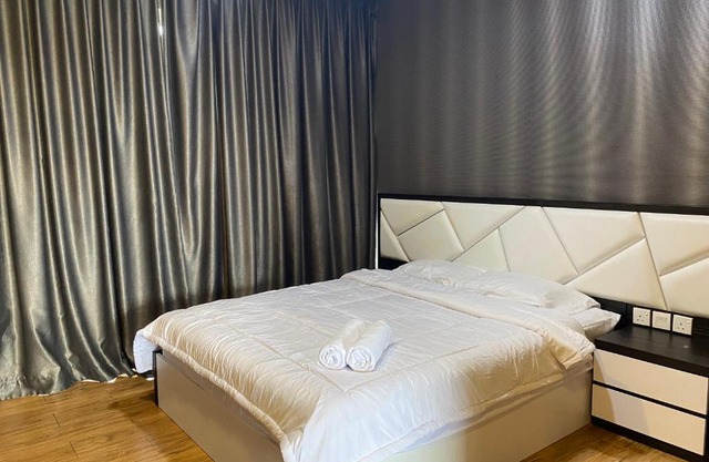 Skyline 1005 floor Nagoya Central City Pelita Batam Apartment
