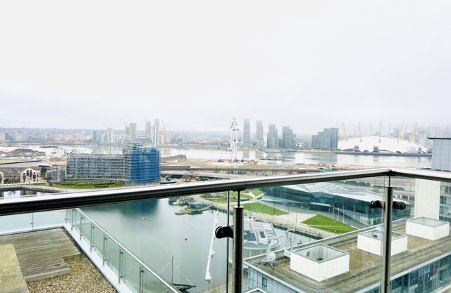 Skyline and river views by Excel