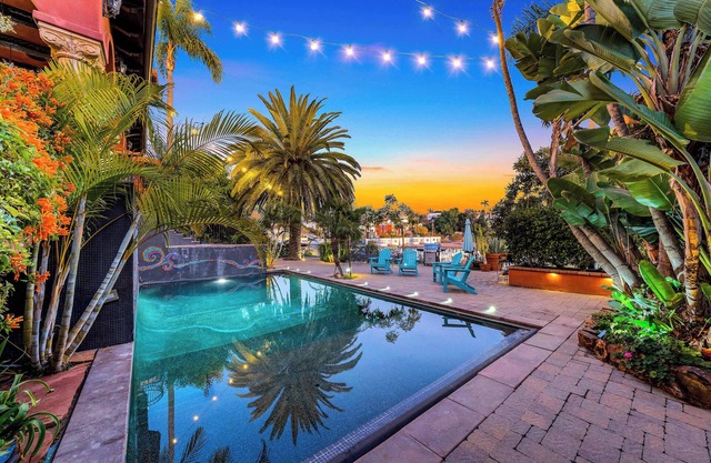 Skyline & Bay Views Spanish Villa: Pool + Hot Tub!